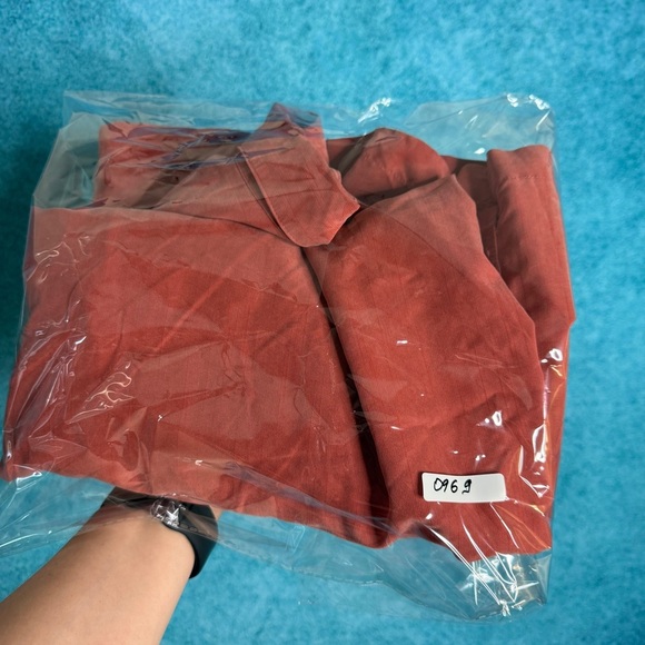 Vintage Quiksilver Mens L Short sleeve Shirt Terracotta Y2K  Beachwear - Picture 15 of 15